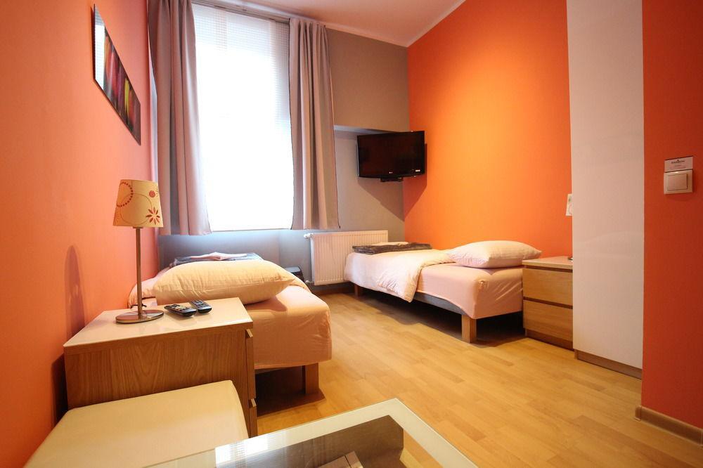 Rainbow Apartments 3 Krakow Exterior photo